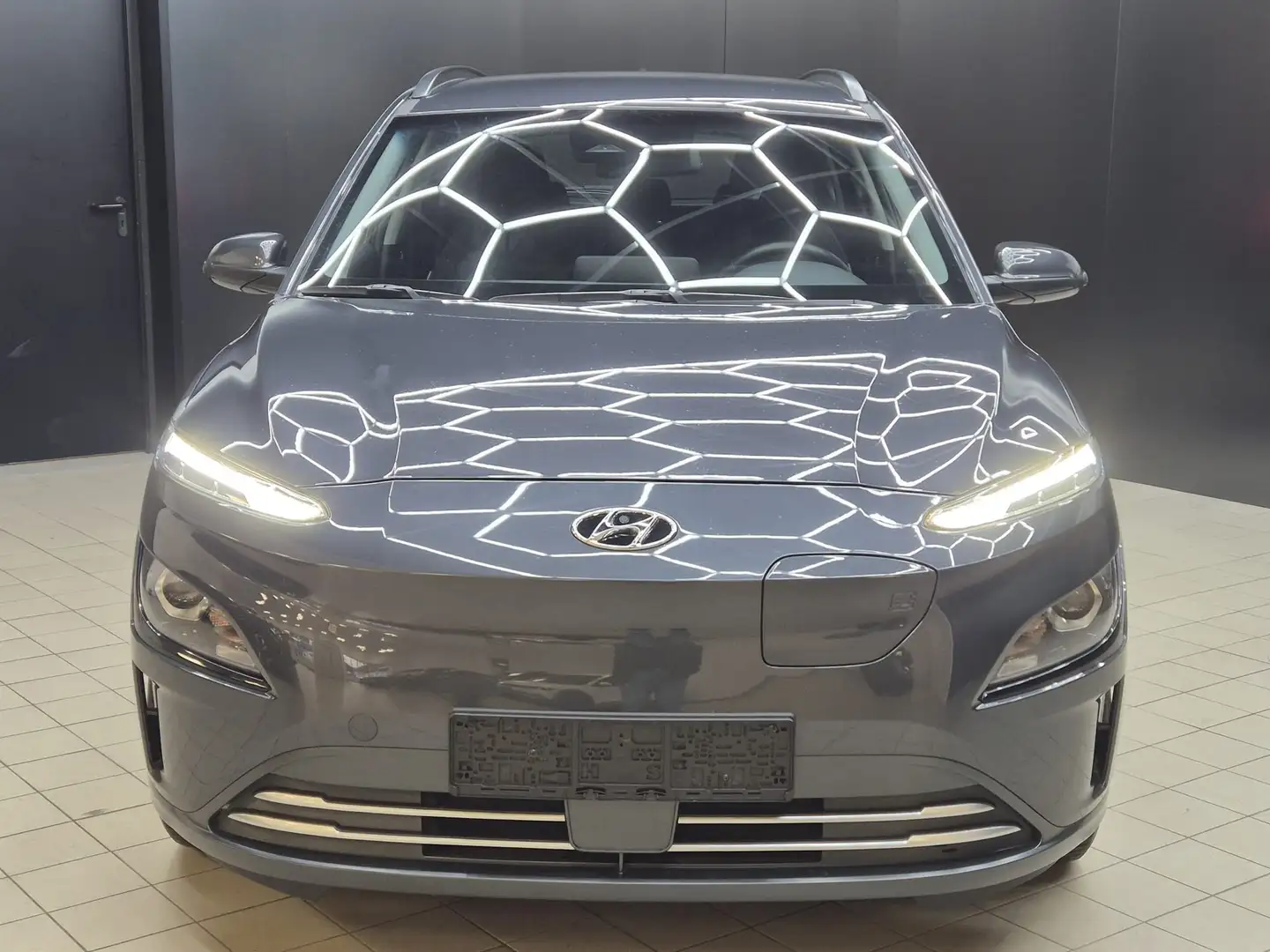 Hyundai KONA Trend WERKSGA+NAVI+LED+SHZ+KAM+ACC+KRELL+WP Grau - 2