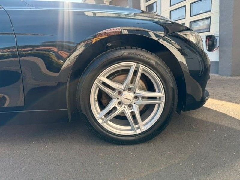 BMW 318 d Advantage Business Navi Klima Alu PDC SHZ — photo 14