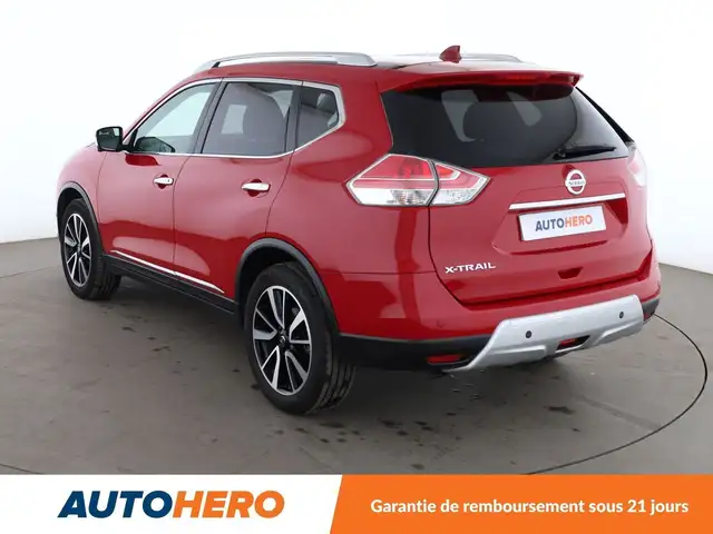 Nissan X-Trail view 4