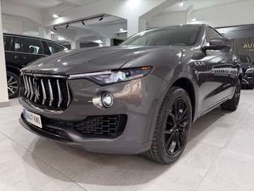 3.0 D AWD AUTO 275CV