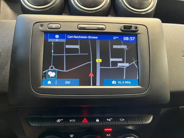 Dacia Duster view 13