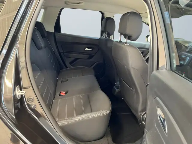 Dacia Duster view 11