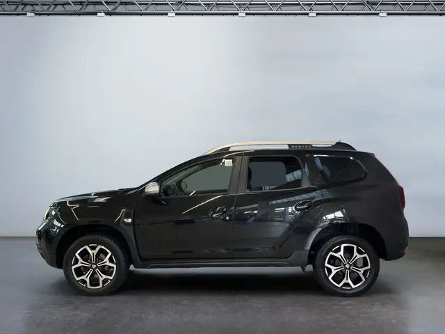 Dacia Duster view 3