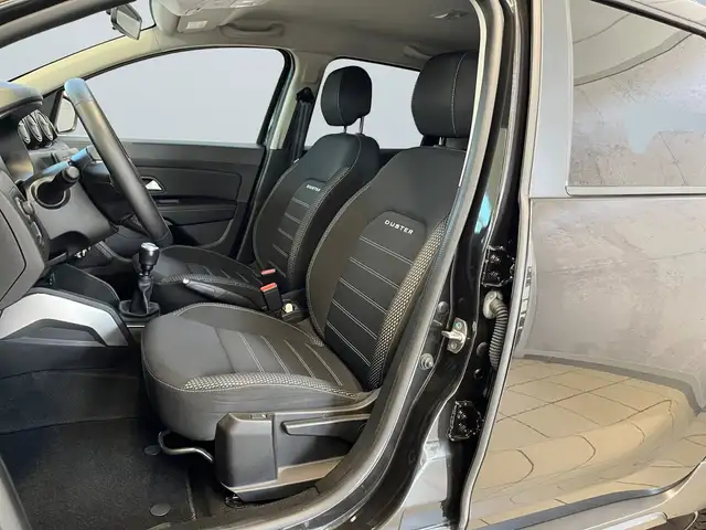 Dacia Duster view 7