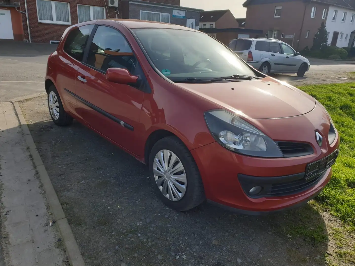 Renault Clio Edition Dynamique Rot - 2