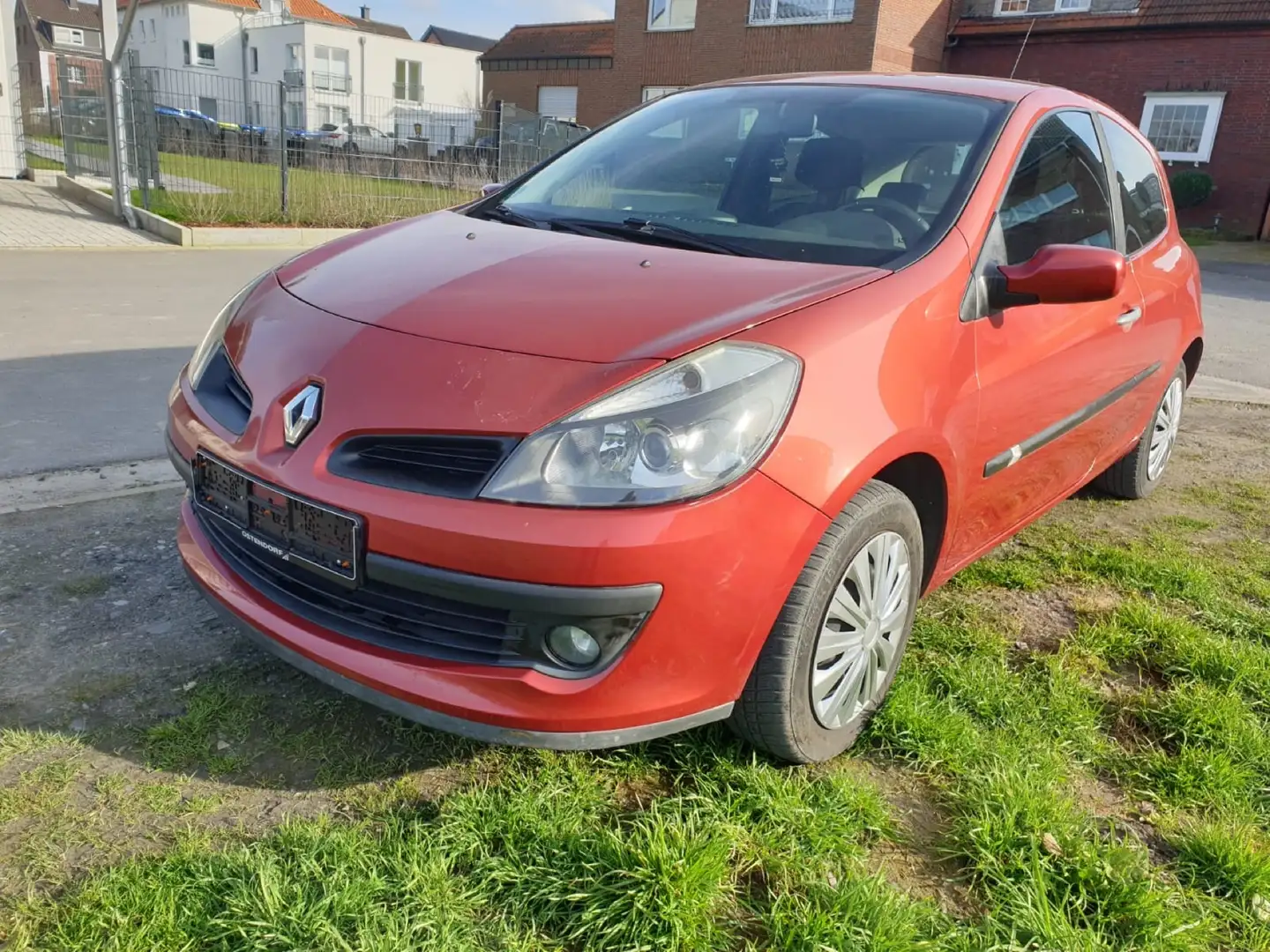 Renault Clio Edition Dynamique Rot - 1