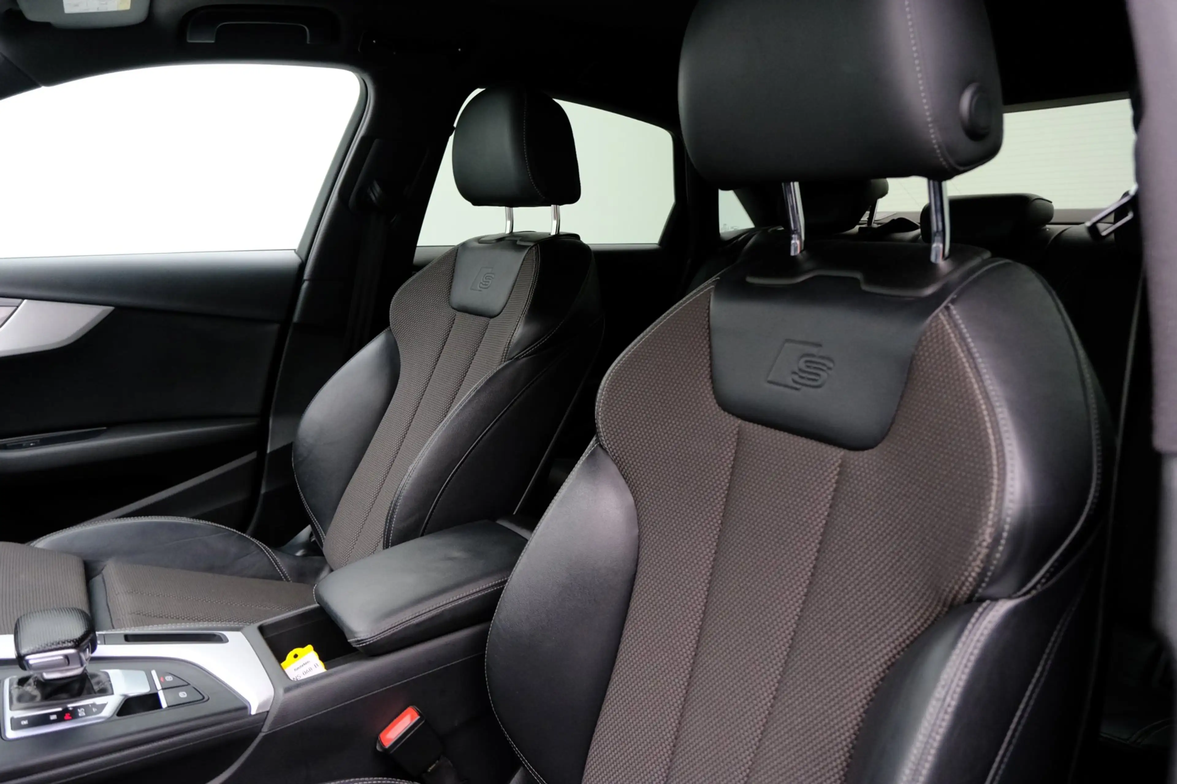 Audi A4 Limousine 1.4 TFSI Sport S line edition 150pk Aut. — photo 33
