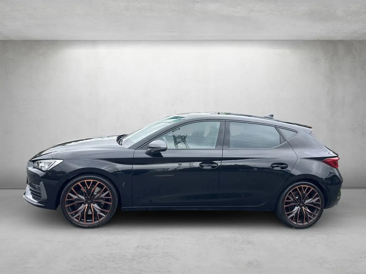 CUPRA Leon 2.0 TSI DSG VZ Schwarz - 2