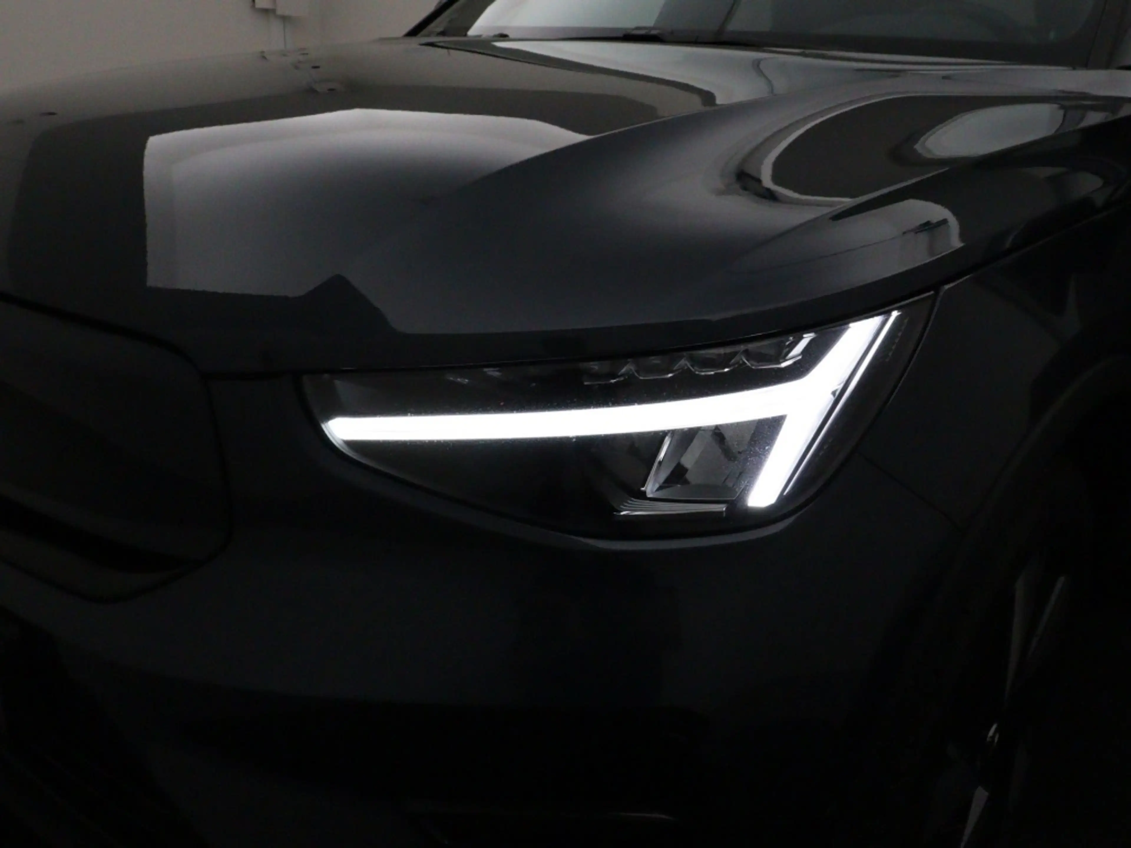 Volvo EX40 EXTENDED RANGE ULTRA SCHUIFDAK HARMAN KARDON ELEK. — photo 10