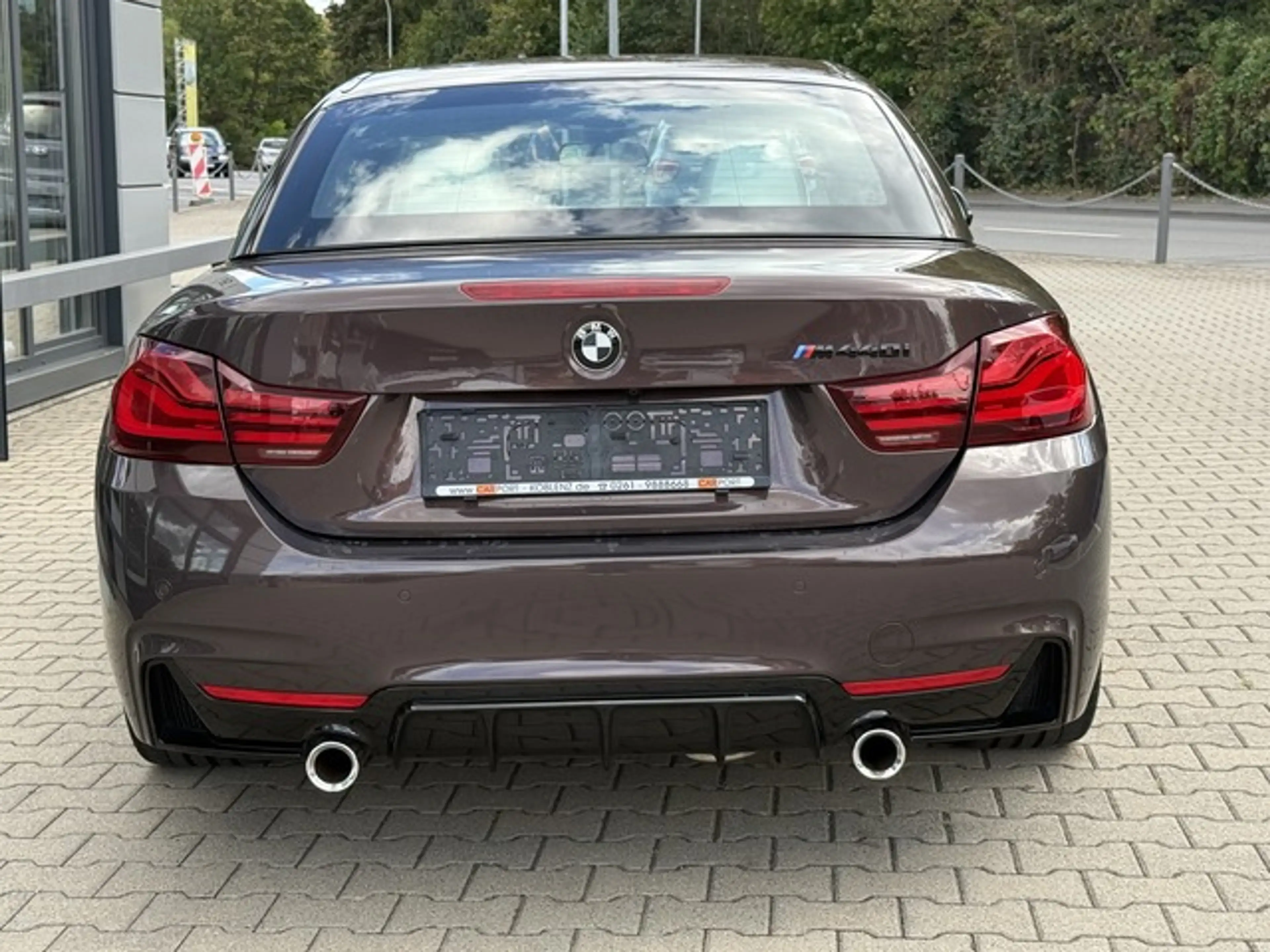 BMW 440 i M Sport Cabrio — photo 7