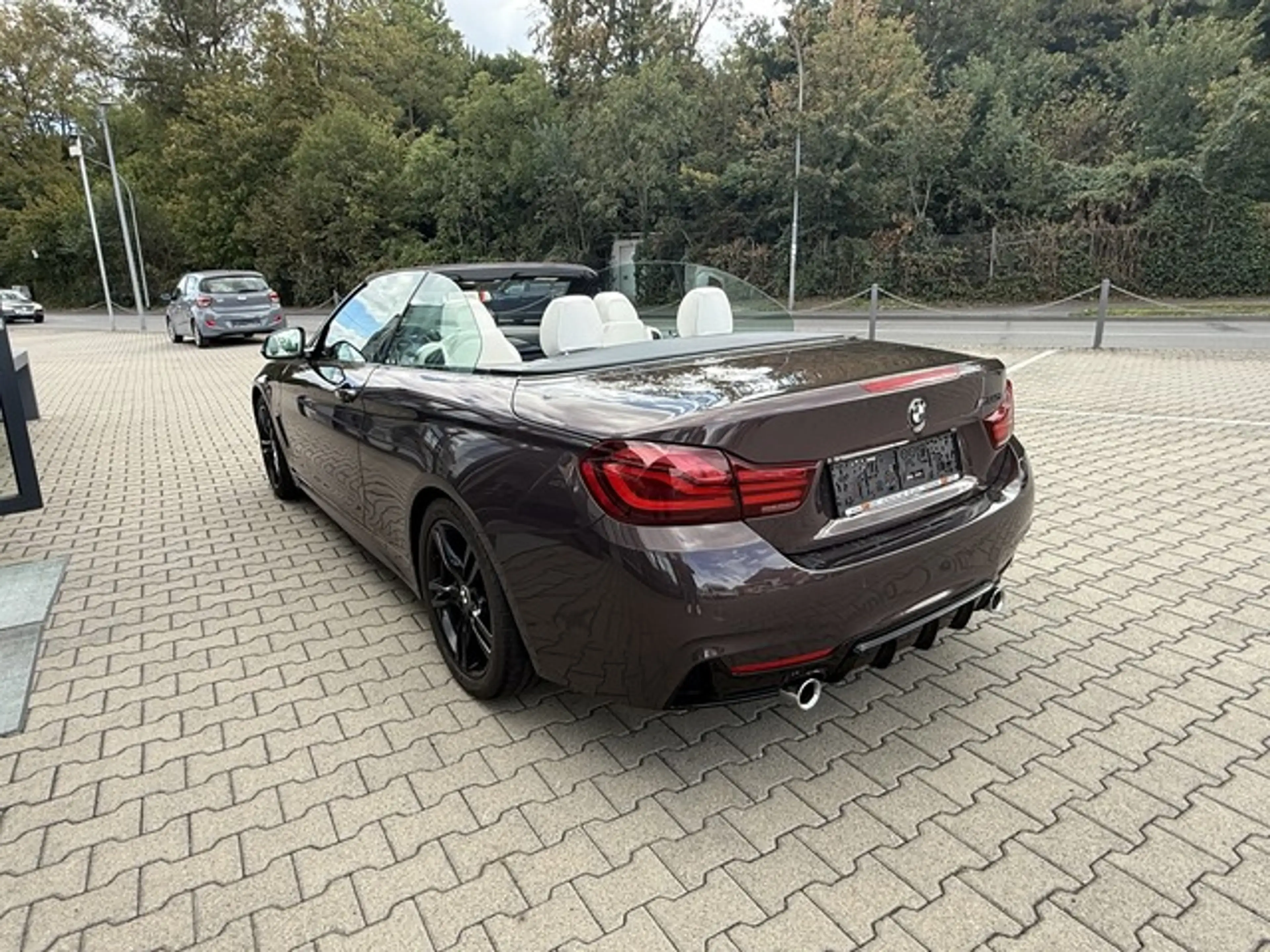 BMW 440 i M Sport Cabrio — photo 15