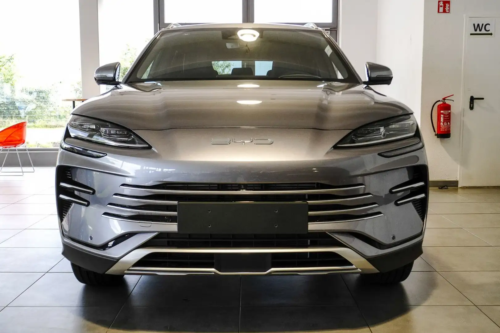 BYD Seal U 1.5T DM-i 18.3 kWh AWD Design Grau - 2