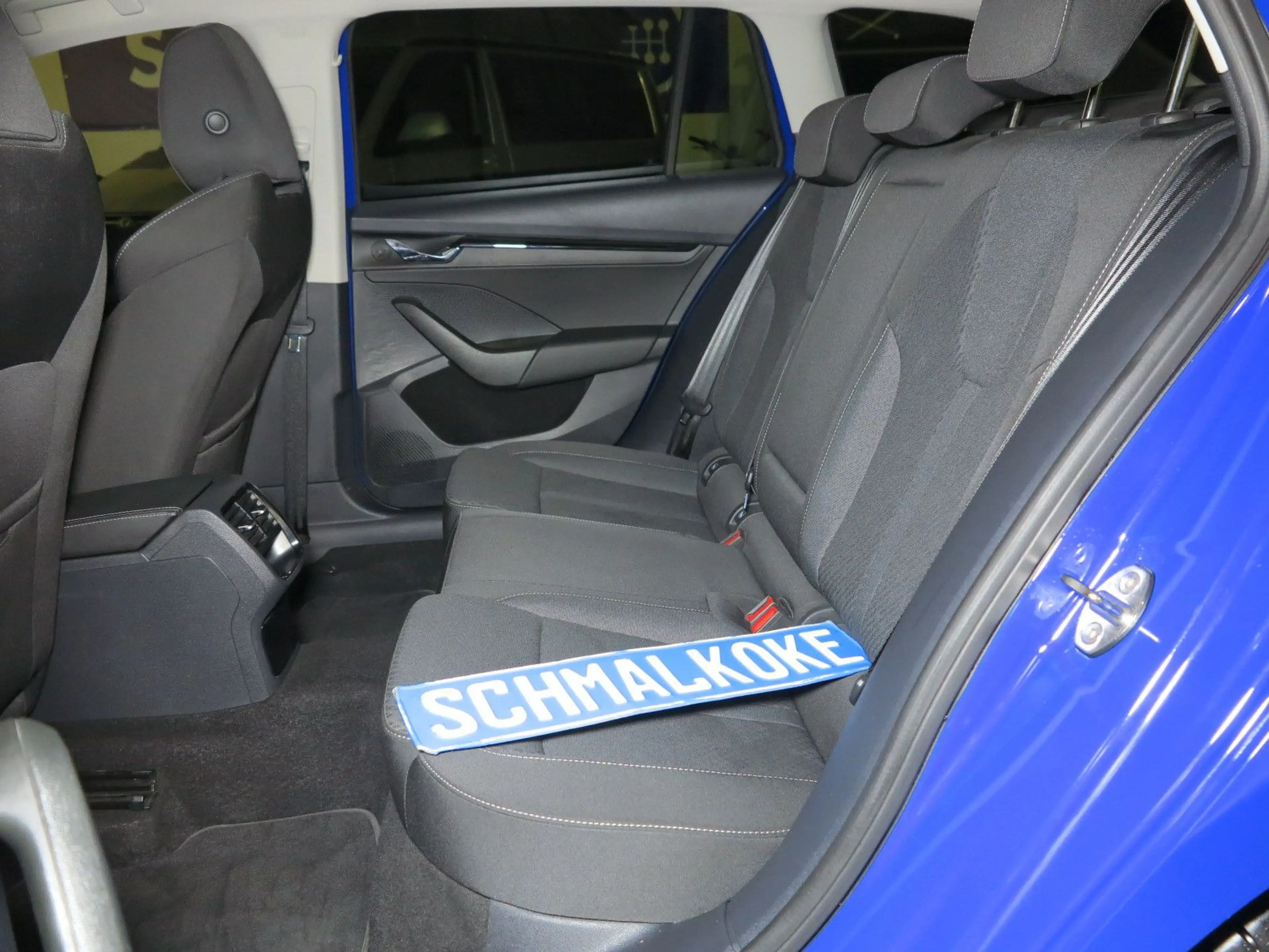 Skoda Octavia Combi TDI 2.0 SCR Ambition GRA DAB LM16 — photo 5