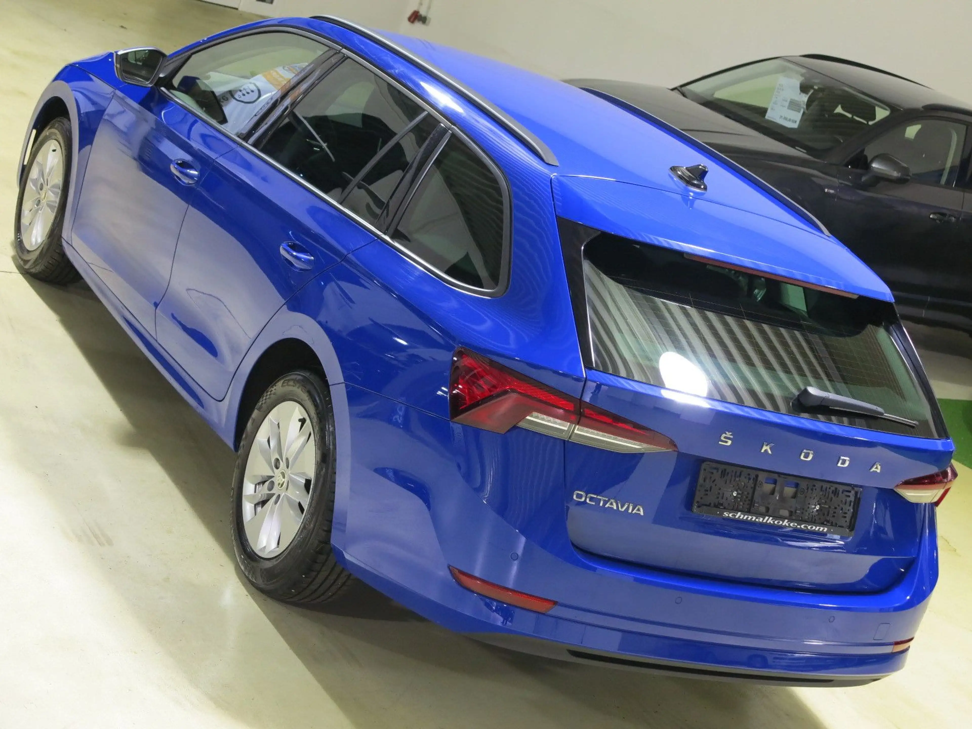 Skoda Octavia Combi TDI 2.0 SCR Ambition GRA DAB LM16 — photo 10