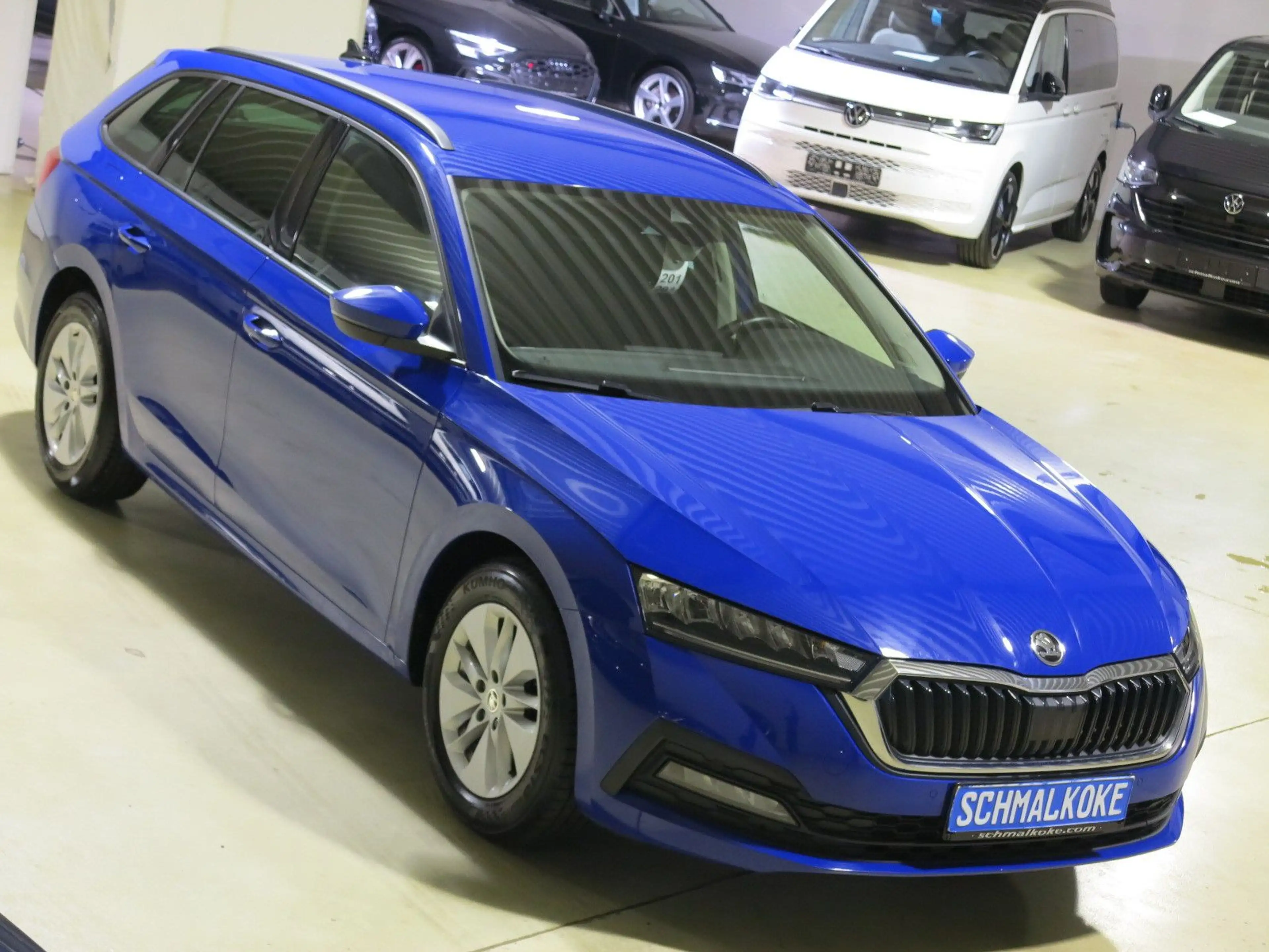 Skoda Octavia Combi TDI 2.0 SCR Ambition GRA DAB LM16 — photo 9