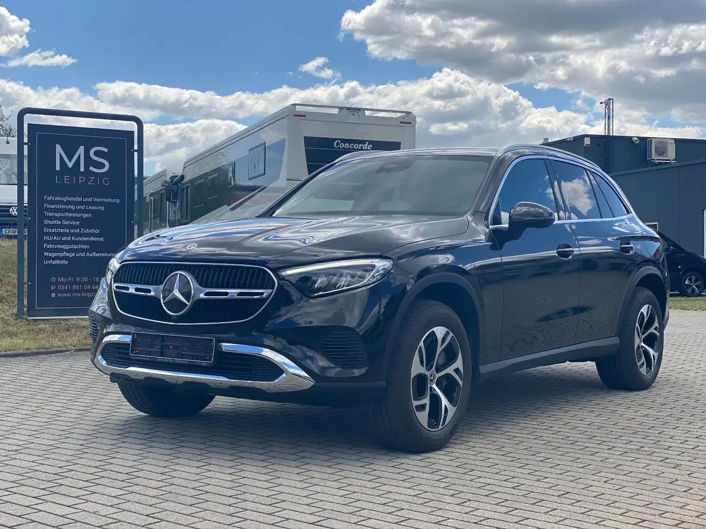 Mercedes-Benz GLC 300 e 4Matic 2xAvantgarde Advanced Plus Negro - 1