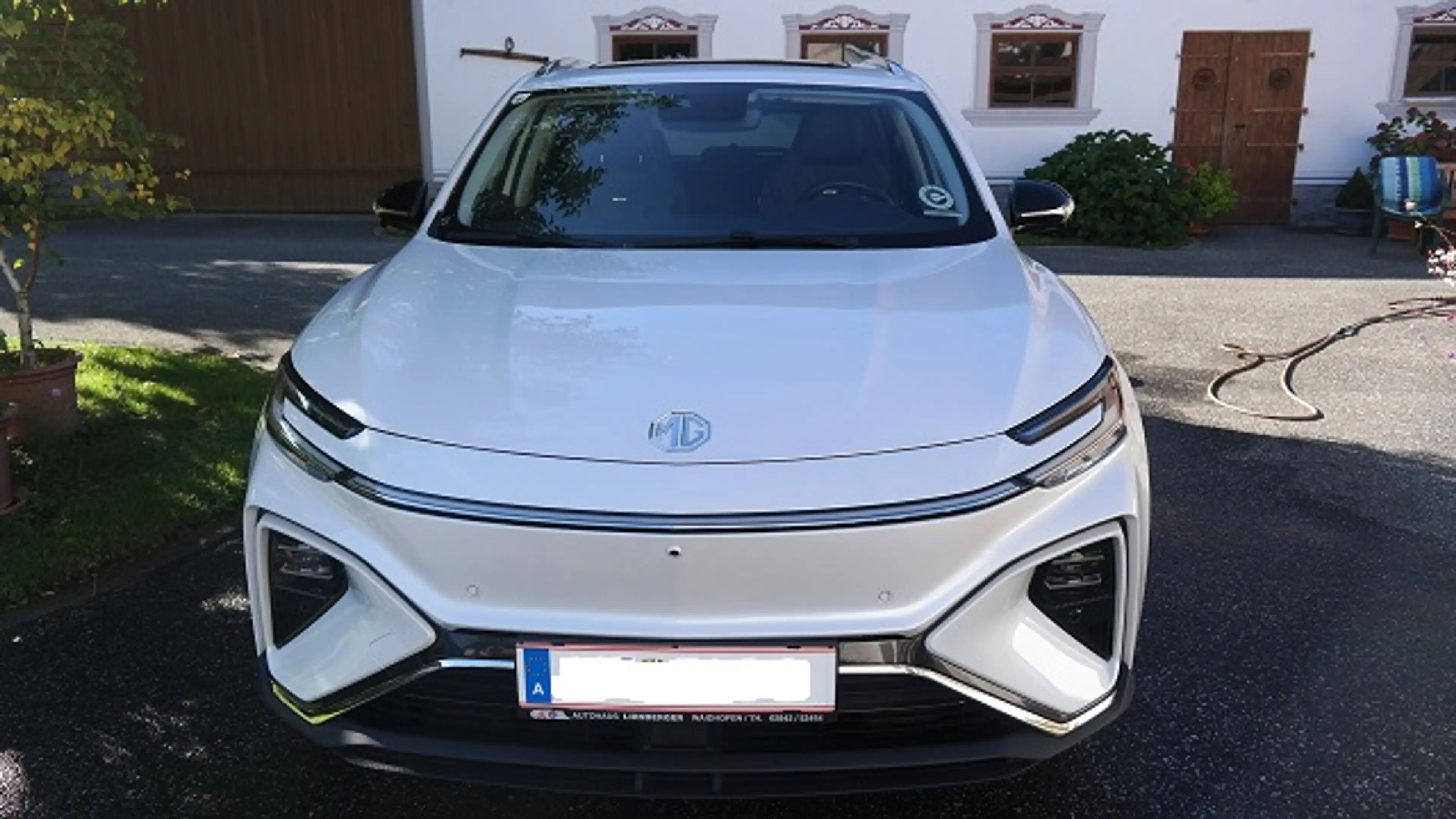MG Marvel R Marvel R Electric 70 kWh Performance ALLRAD — photo 3
