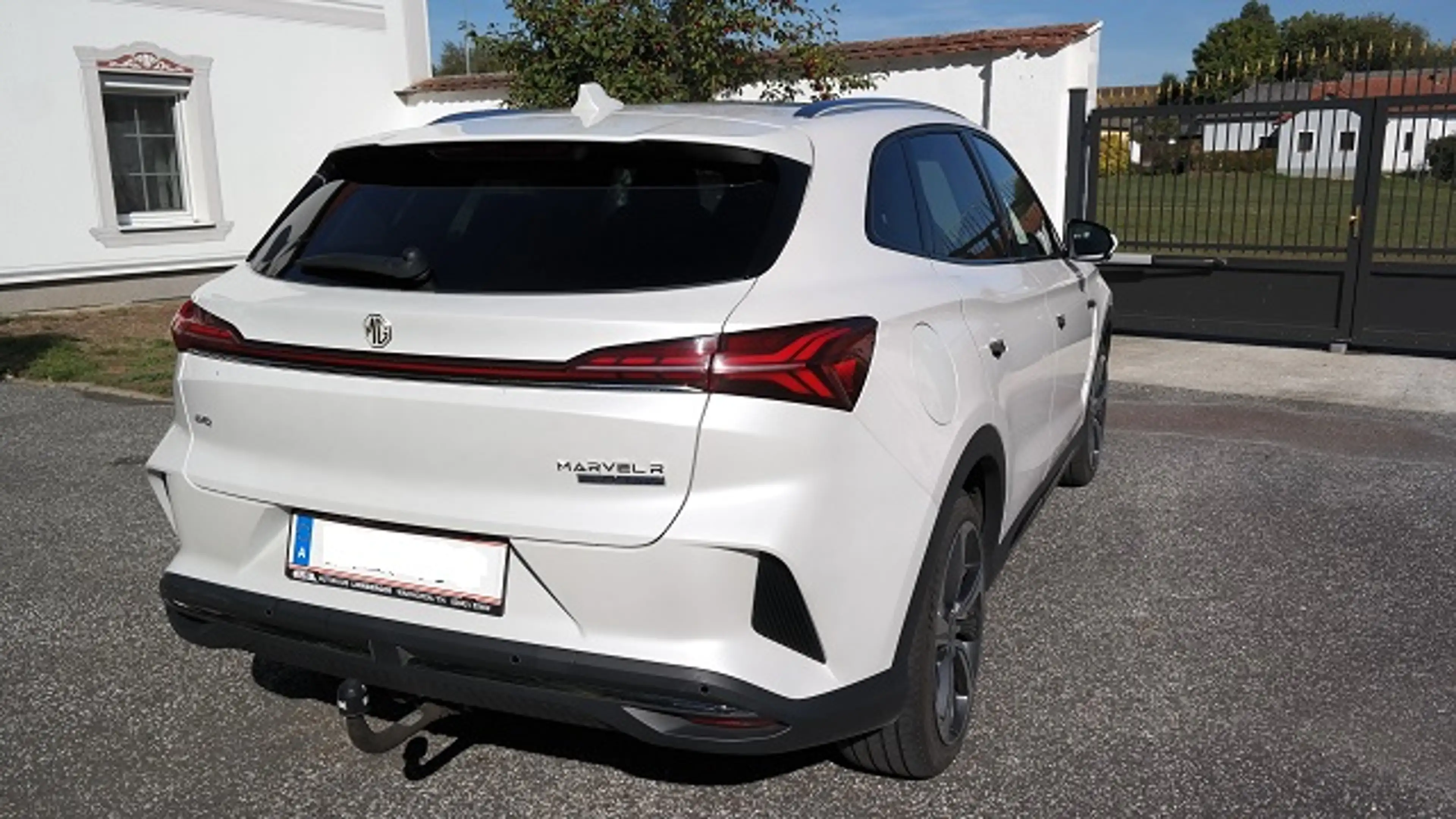 MG Marvel R Marvel R Electric 70 kWh Performance ALLRAD — photo 11