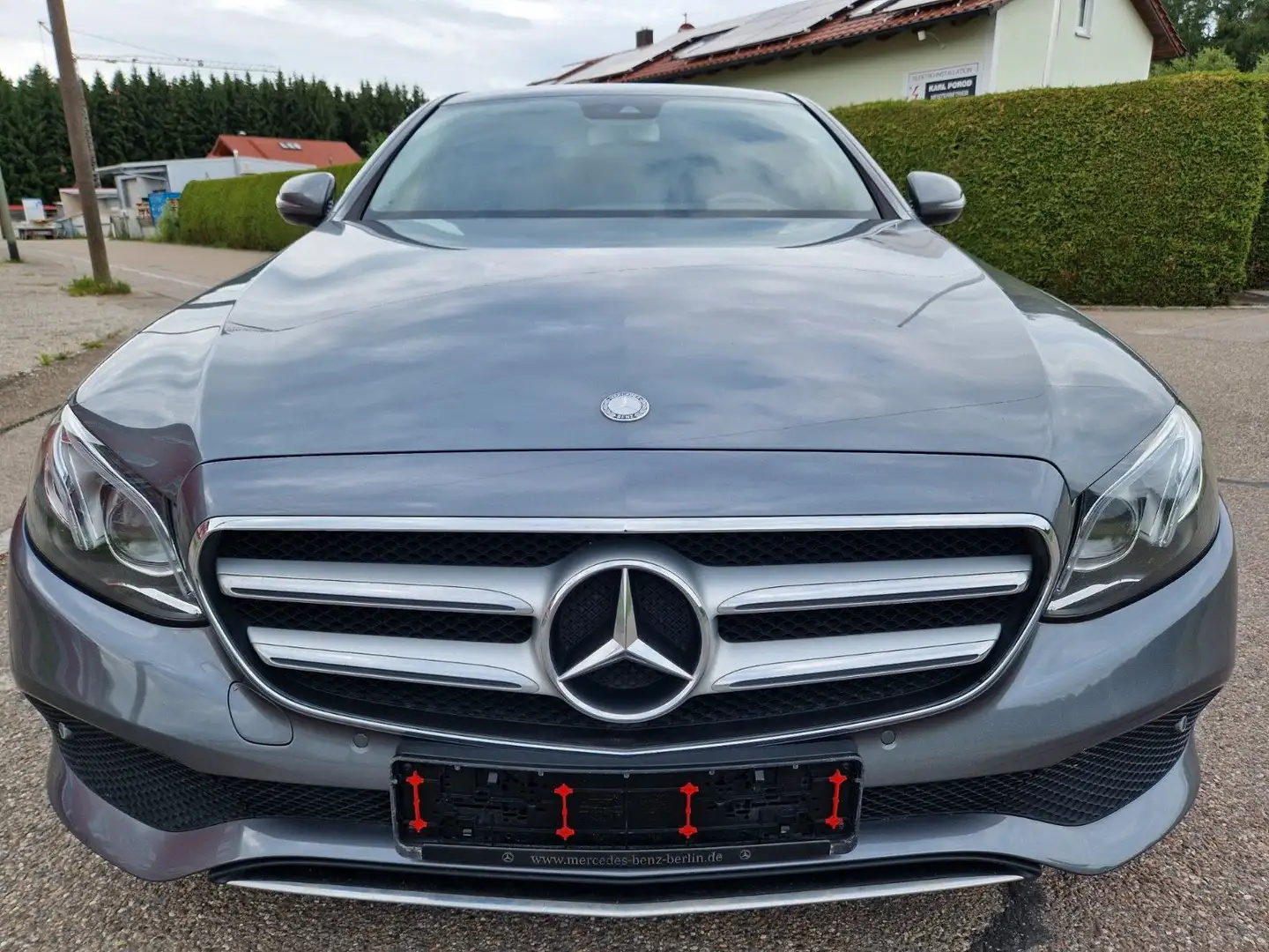 Mercedes-Benz E 220 E -Klasse Lim. E 220 d Grau - 2