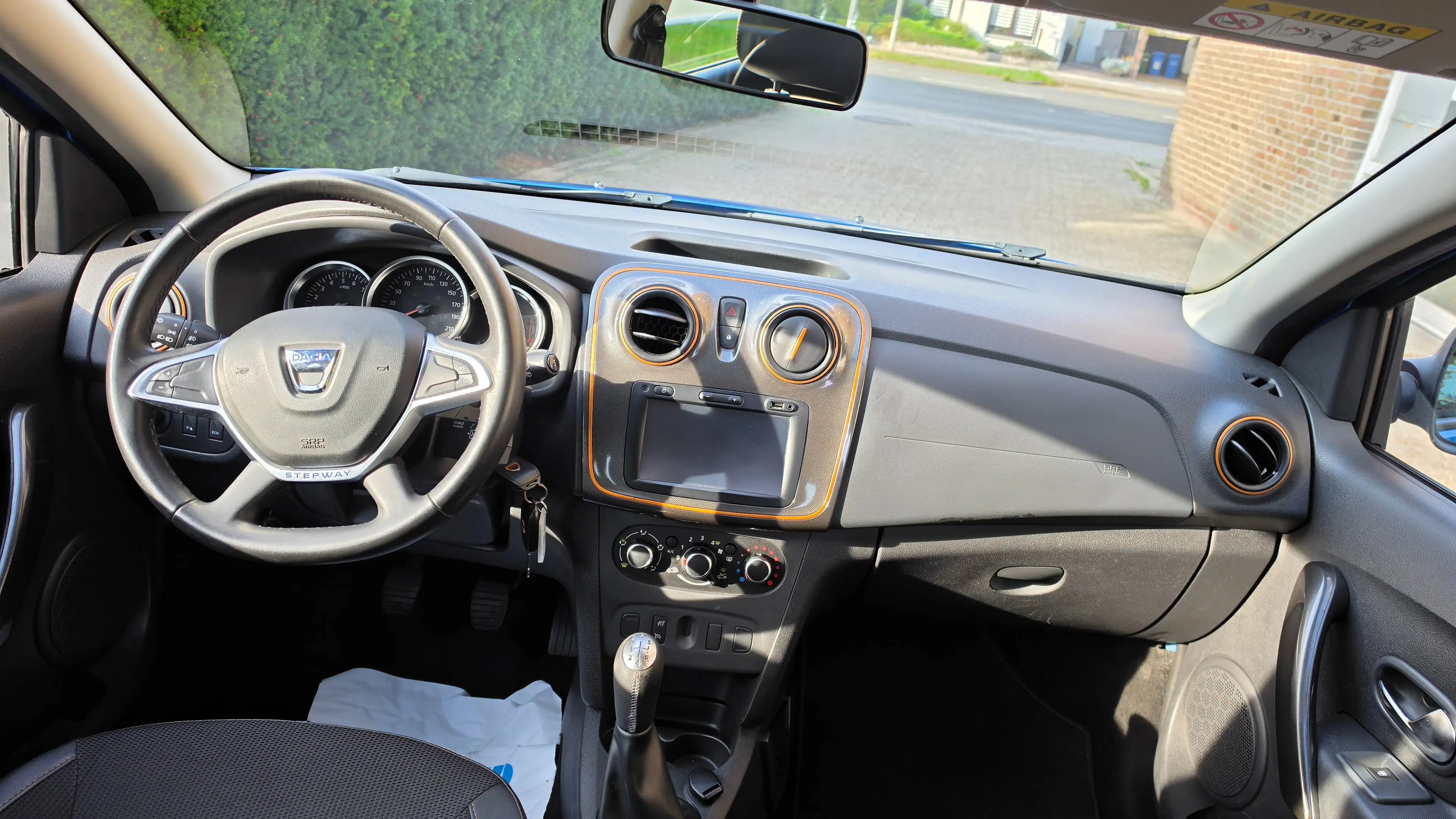 Dacia Logan Stepway Celebration Tuv Neu — photo 21
