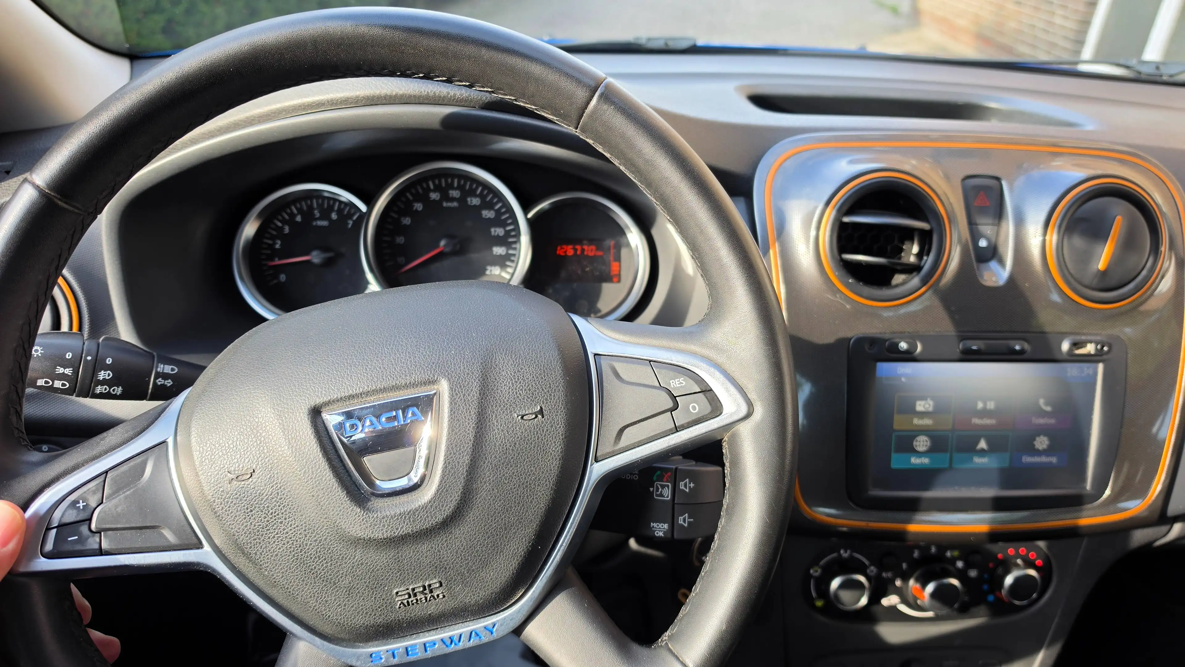 Dacia Logan Stepway Celebration Tuv Neu — photo 23