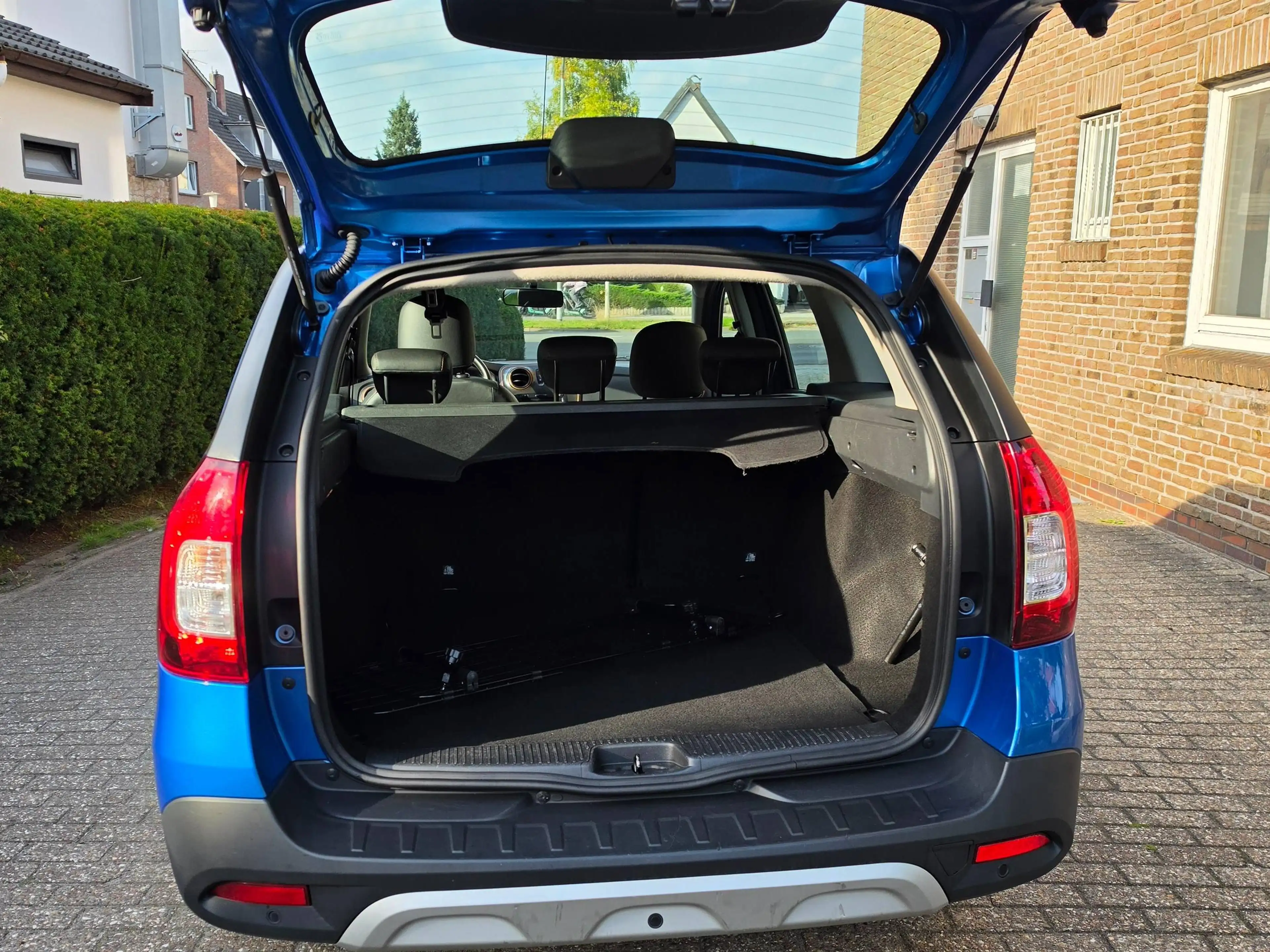 Dacia Logan Stepway Celebration Tuv Neu — photo 25