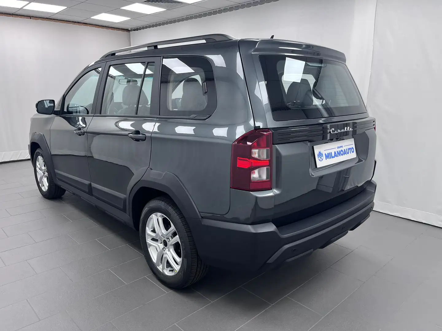 Cirelli CIRELLI 1 PREMIUM 1.5L BiFuel 110CV 7POSTI *NUOVA* Šedá - 2