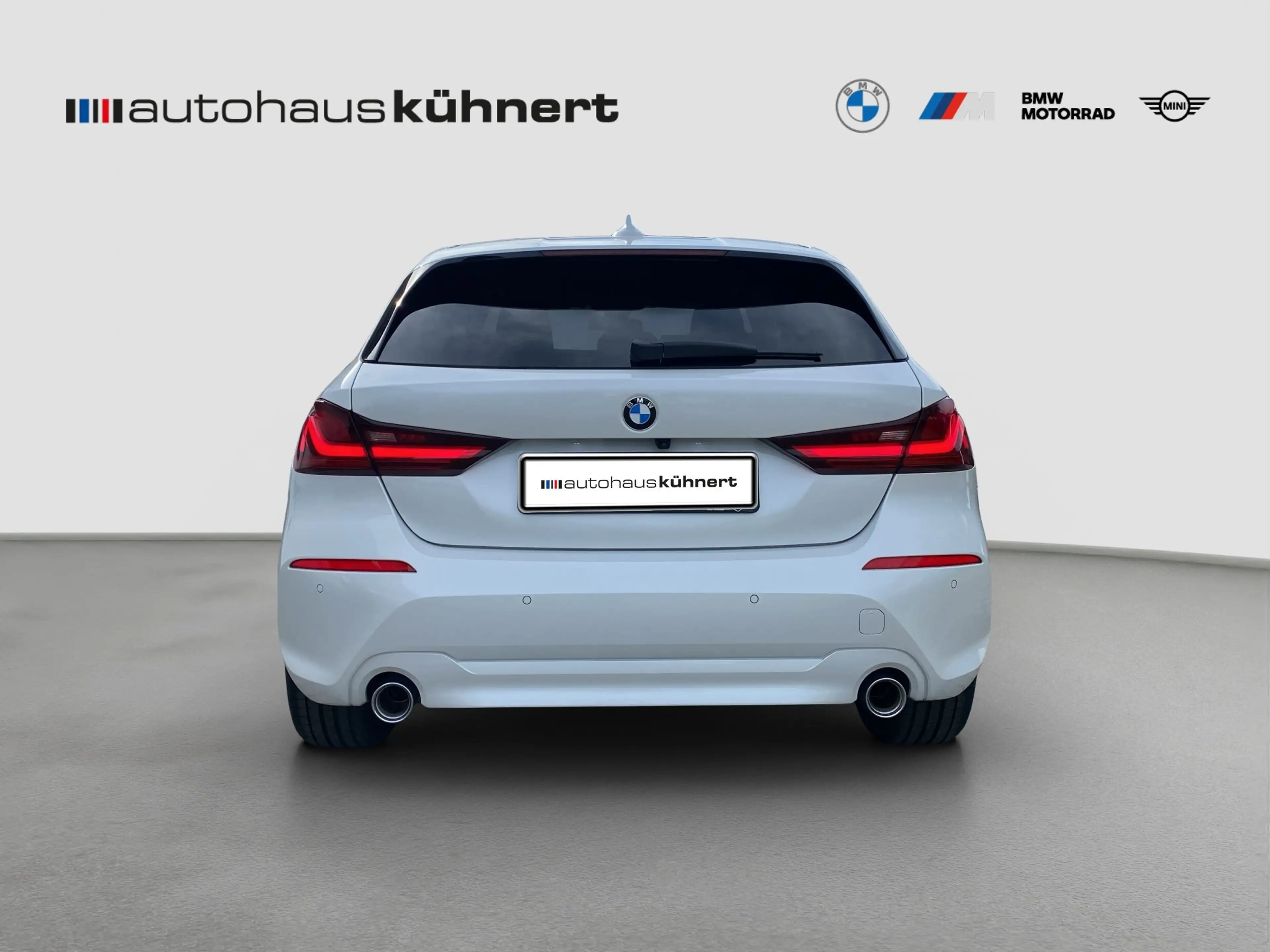 BMW 120 i Advantage LED ACC DrvAss HUD Navi RFK DAB — photo 6