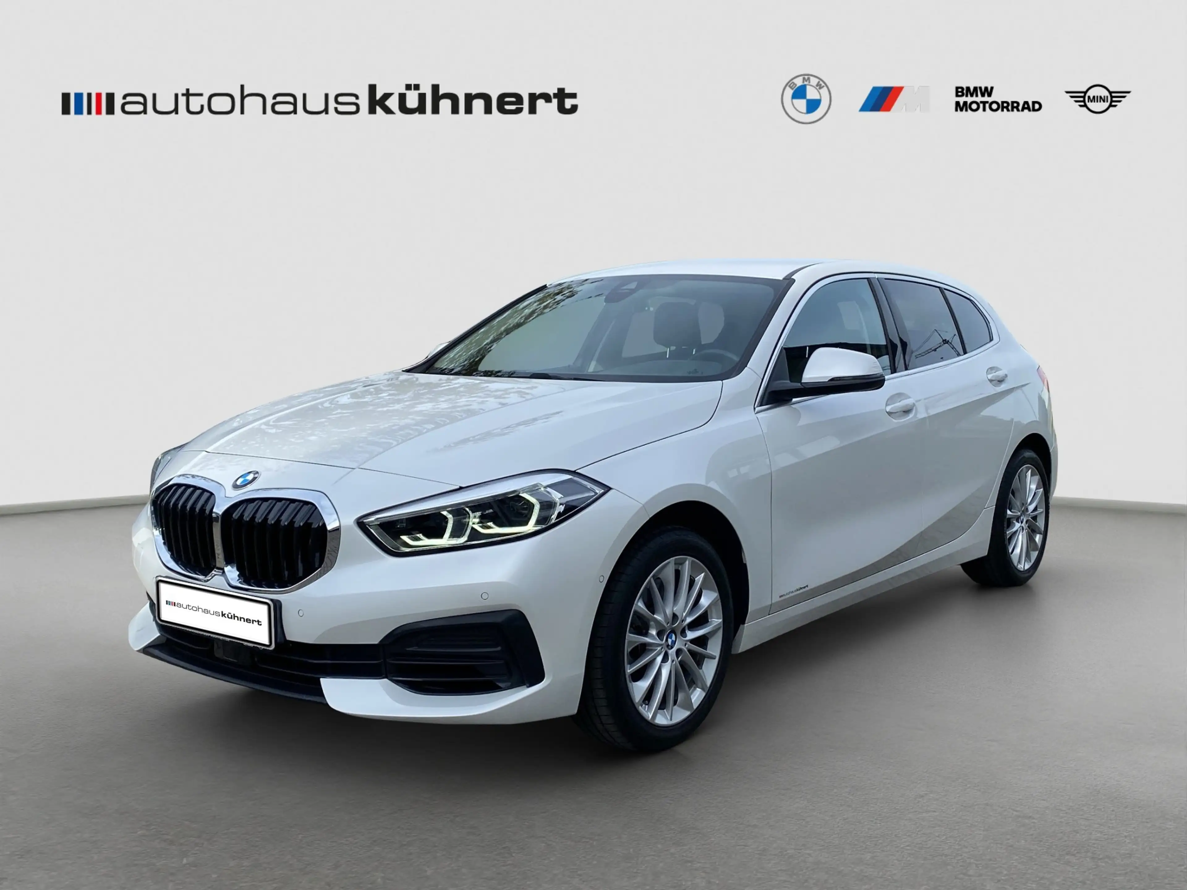 BMW 120 i Advantage LED ACC DrvAss HUD Navi RFK DAB — photo 2