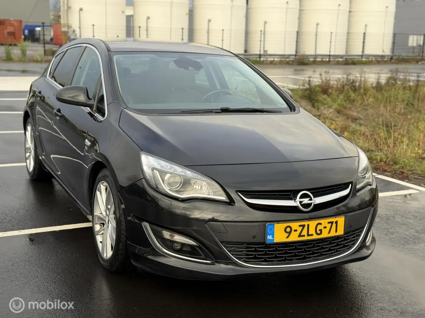 Opel Astra 1.6 Turbo Sport + LEDER|INFINITY|CAMERA|TRKHK| Чёрный - 2
