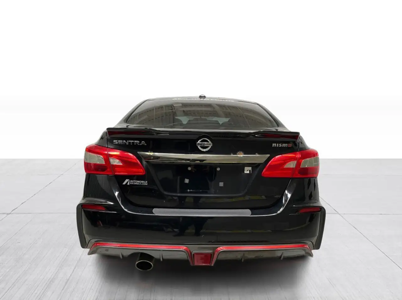 Nissan Sentra снимка Nissan Sentra