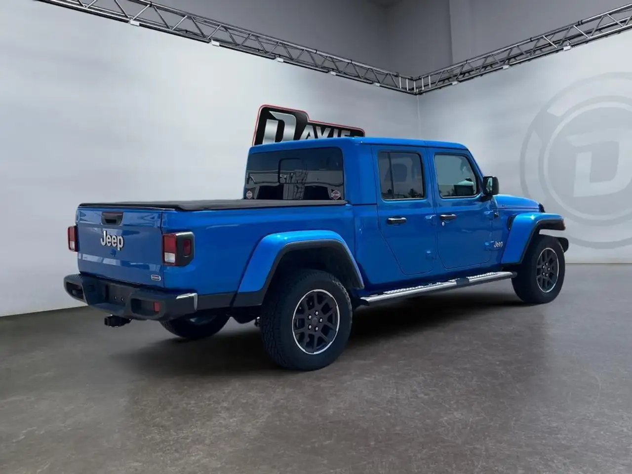 Jeep Gladiator photo Jeep Gladiator