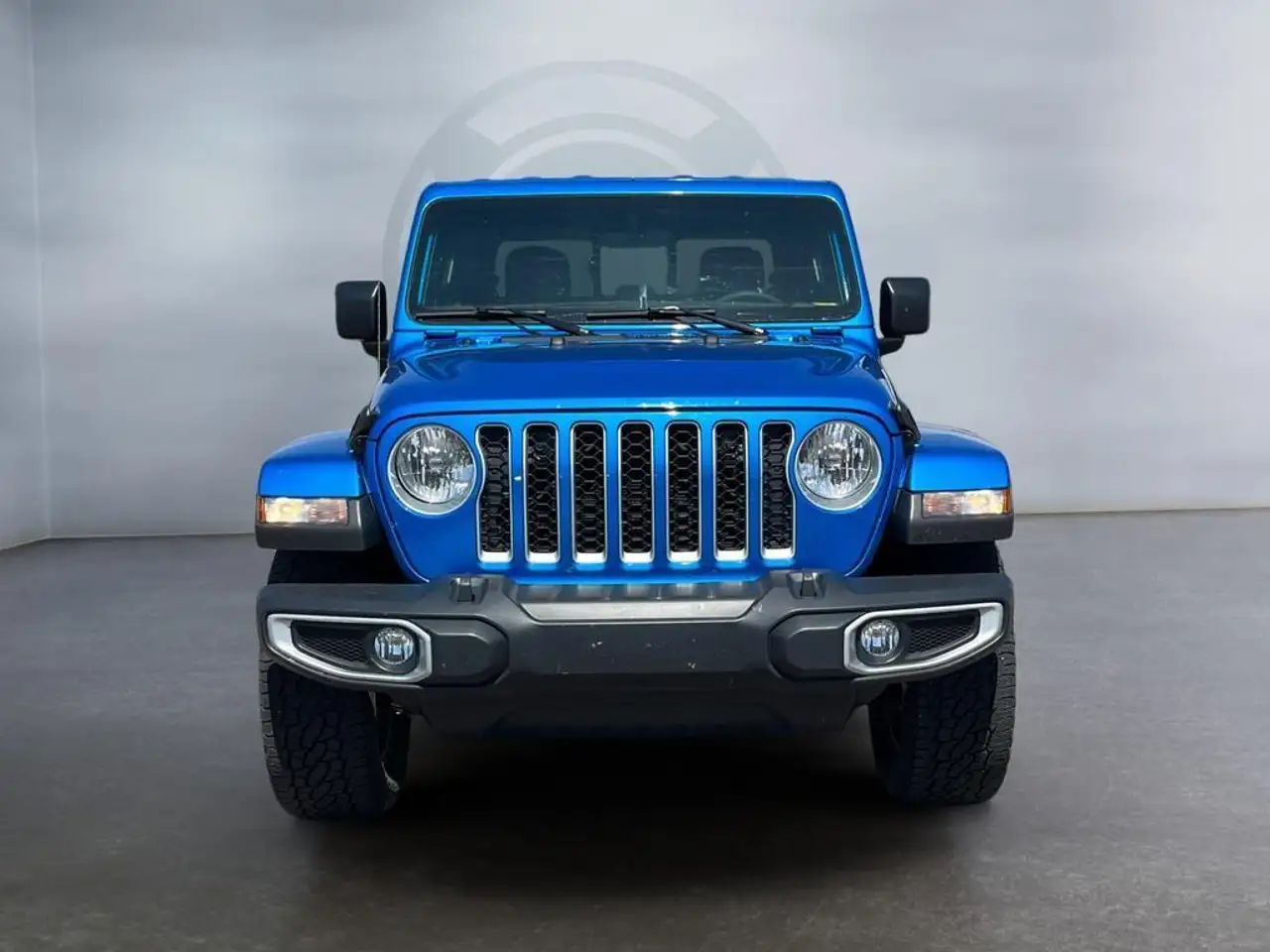 Jeep Gladiator photo Jeep Gladiator