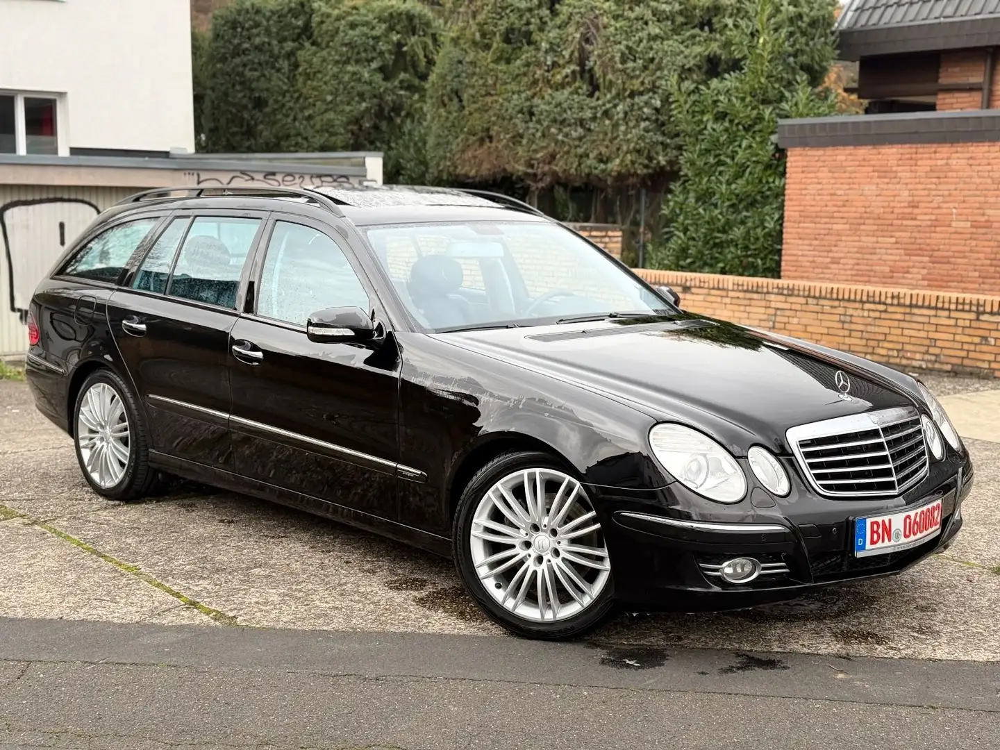 Mercedes-Benz E 350 E T-Modell E 350 T Schwarz - 2