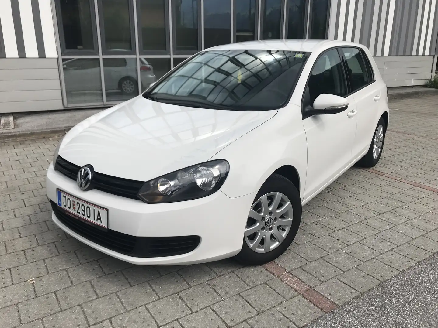Volkswagen Golf Rabbit 1,6 TDI DPF Weiß - 1