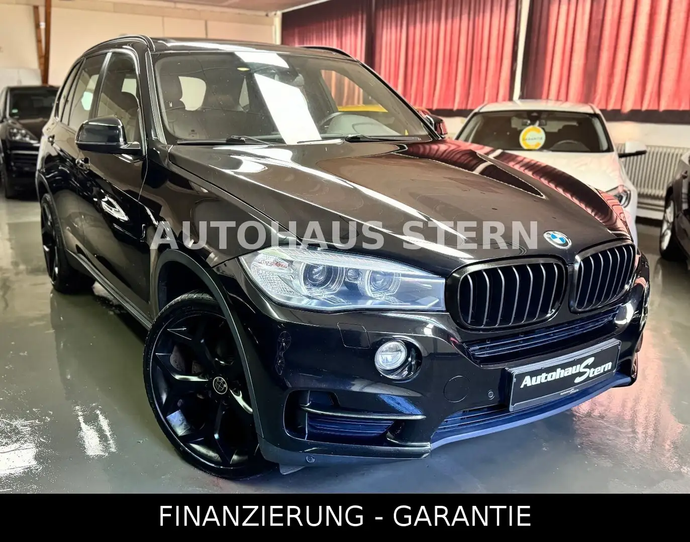 BMW X5 xDrive 25d 8xReifen Carplay AHK Kamera Pano Noir - 1