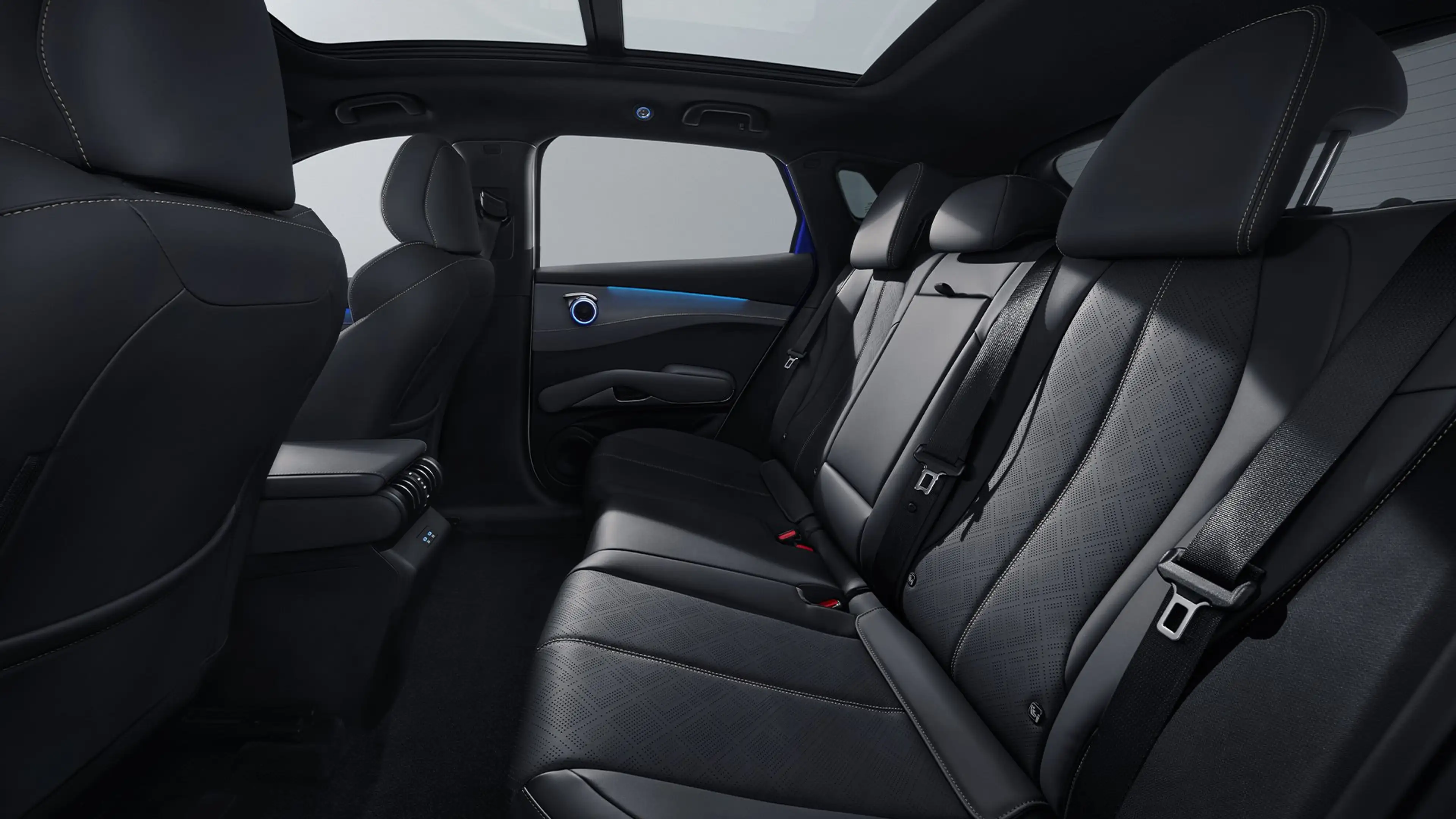 BYD Atto 3 EVO Design 74.8 kWh | 11 kW lader | Achteropkomend — photo 8