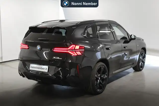 BMW X3 view 3