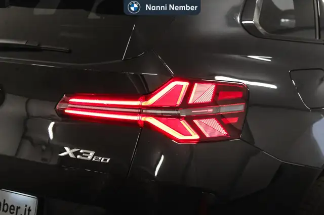 BMW X3 view 6