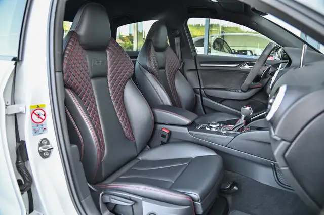 Audi RS3 view 13
