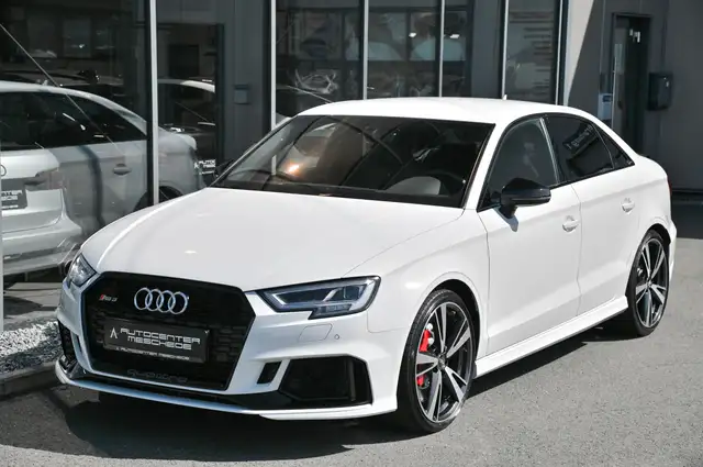 Audi RS3 view 2