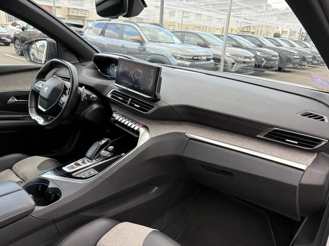 Peugeot 3008 3008 Plug-In Hybrid — photo 6