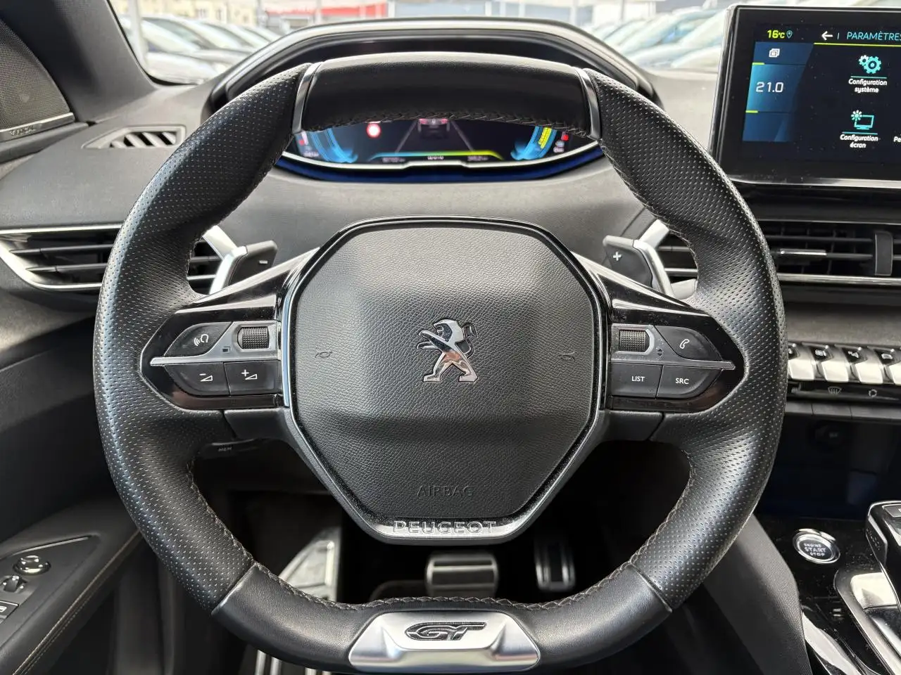 Peugeot 3008 3008 Plug-In Hybrid — photo 32