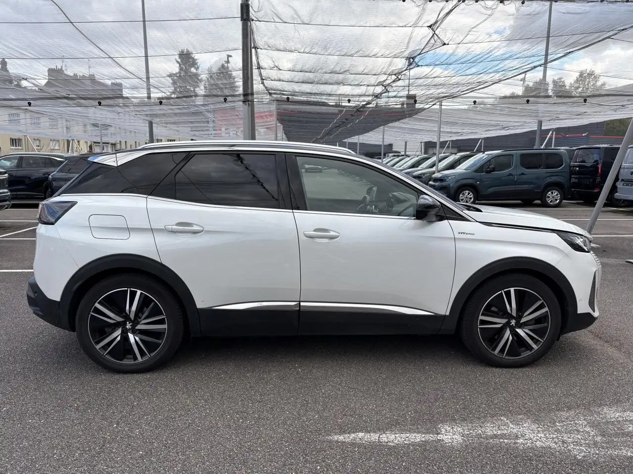 Peugeot 3008 3008 Plug-In Hybrid — photo 3
