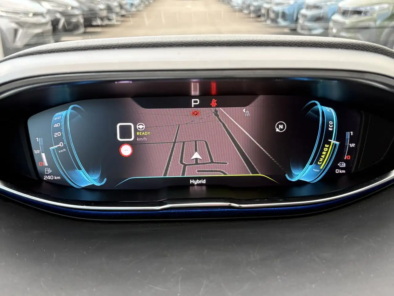 Peugeot 3008 3008 Plug-In Hybrid — photo 40