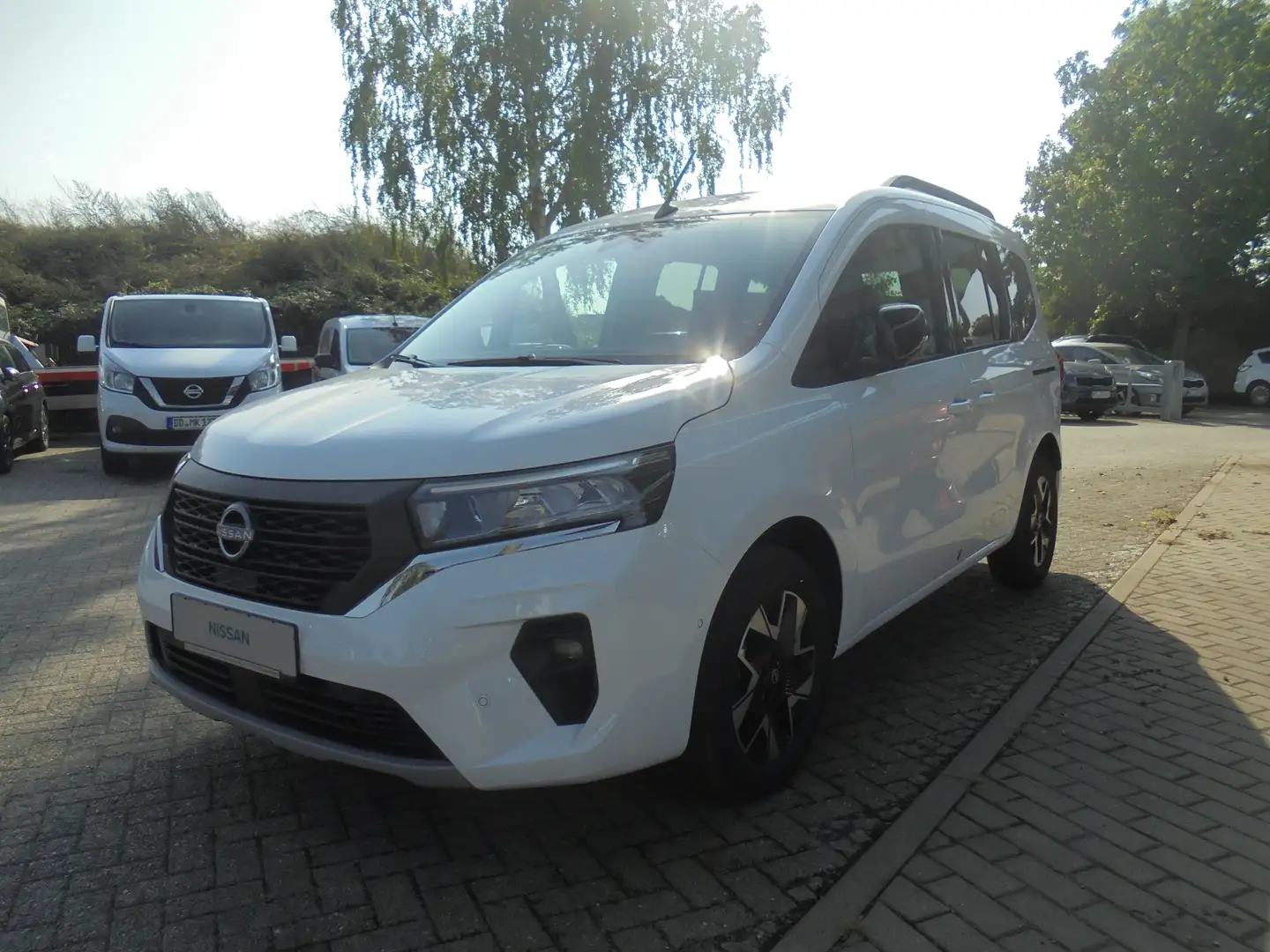 Nissan Townstar Kombi L1 N-Connecta 1.3DIG-T Design Weiß - 2