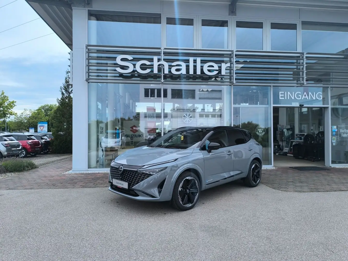 Nissan Qashqai 1.5 VC-T e-POWER AT N-Design Komfortplus Grau - 1