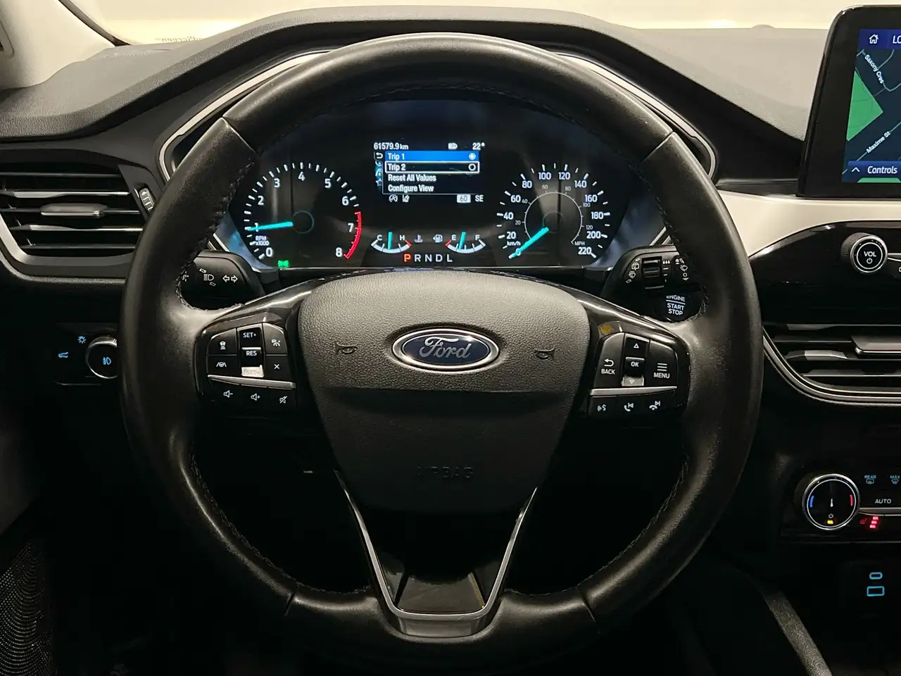 Ford Escape снимка Ford Escape