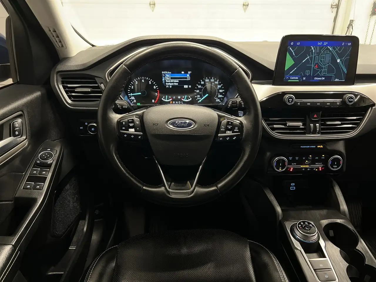 Ford Escape снимка Ford Escape