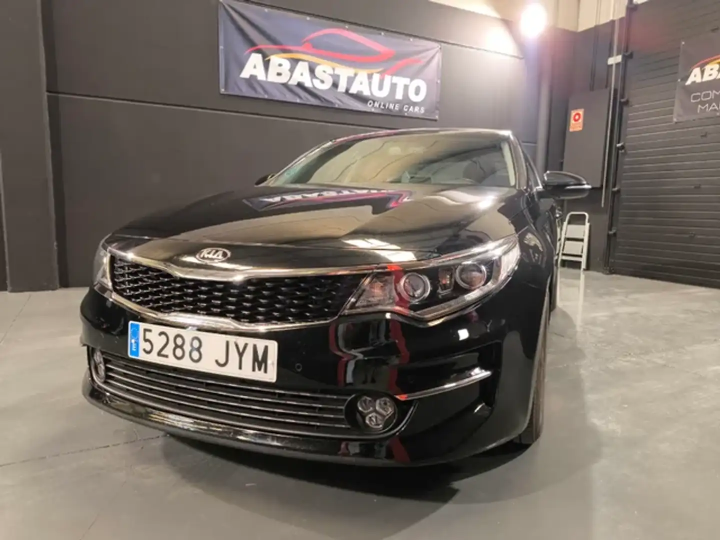 Kia Optima 1.7CRDI Eco-Dynamics Drive Noir - 2